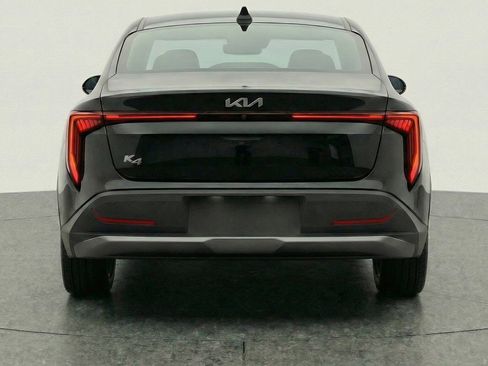 Used 2025 Kia K4 FWD image 6