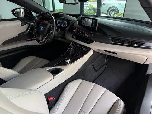 Used 2015 BMW i8 AWD/4WD image 30