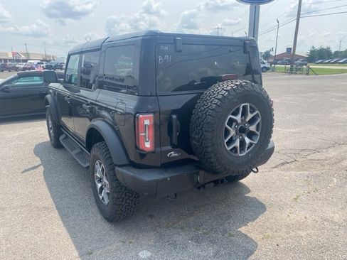 New 2025 Ford Bronco Badlands image 4