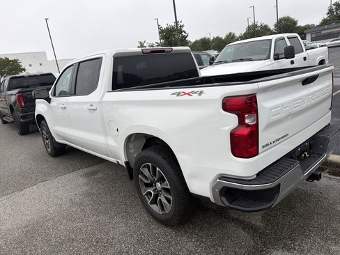 Used 2024 Chevrolet Silverado 1500 LT AWD/4WD image 8