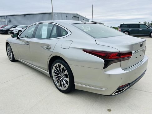 Used 2022 Lexus LS 500 AWD w/ Accessory Package (Z1) image 40