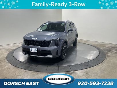 New 2025 Kia Sorento S