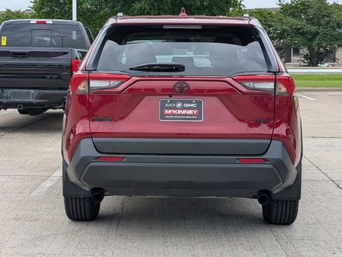 Used 2025 Toyota RAV4 XLE Premium FWD image 5