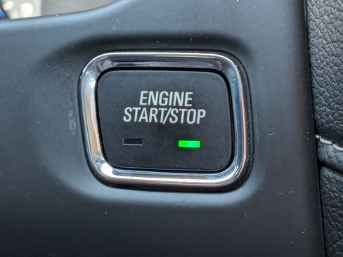 Certified 2023 GMC Acadia SLT w/ Elevation Edition image 27