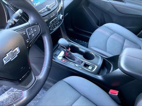 Used 2022 Chevrolet Equinox RS image 20