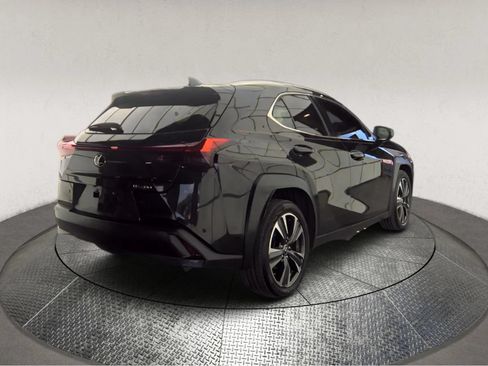 Used 2020 Lexus UX 200 w/ Premium Package FWD image 2