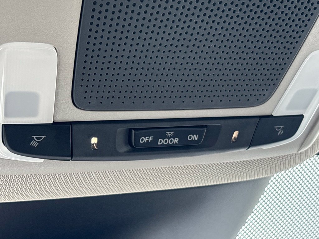 Used 2025 Honda Pilot EX-L image 33