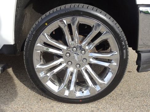 Used 2018 Chevrolet Silverado 1500 LT w/ All Star Edition image 26