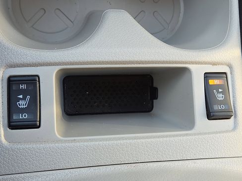 Used 2022 Nissan Rogue Sport SL image 13