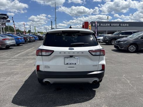 Used 2022 Ford Escape SEL w/ Technology Package AWD/4WD image 19