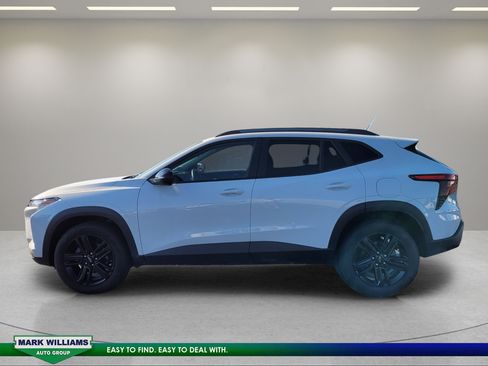 Used 2024 Chevrolet Trax ACTIV w/ Driver Confidence Package FWD image 7