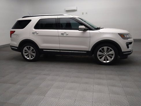 Used 2019 Ford Explorer Limited FWD image 11