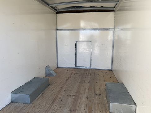 Used 2021 Chevrolet Express 3500 w/ Power Convenience Package image 9