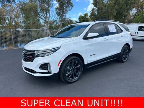 Used 2022 Chevrolet Equinox RS w/ RS Leather Package image 3