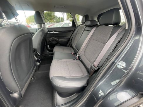 Used 2025 Kia Seltos S FWD image 28