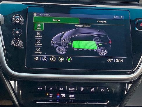 Used 2022 Chevrolet Bolt LT image 14