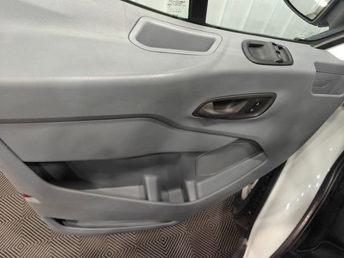 Used 2017 Ford Transit 150 130 Low Roof RWD image 37