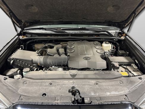 Used 2023 Toyota 4Runner Limited image 11