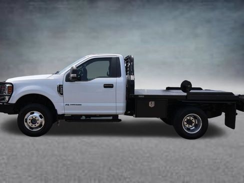 Used 2019 Ford F350 XLT w/ Snow Plow Prep Package AWD/4WD image 4