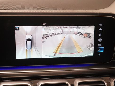 Certified 2023 Mercedes-Benz Maybach GLS 600 4MATIC image 24