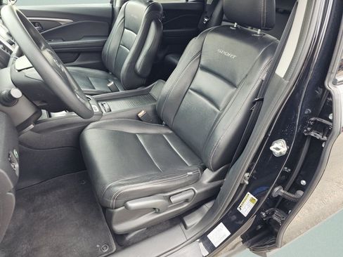 Used 2019 Honda Ridgeline Sport image 6