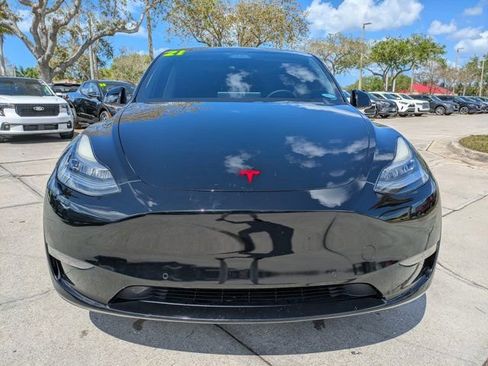 Used 2021 Tesla Model Y 2WD image 8
