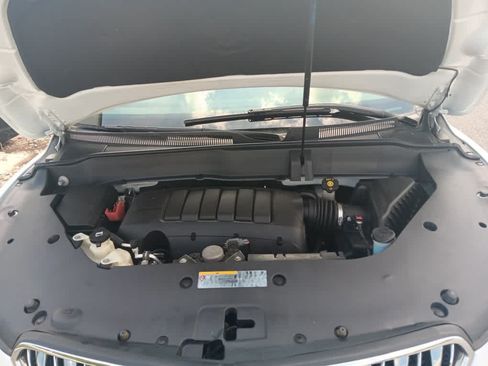 Used 2017 Buick Enclave Leather FWD image 34