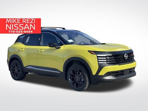 New 2026 Nissan Kicks SR w/ Cold Weather Package image 1