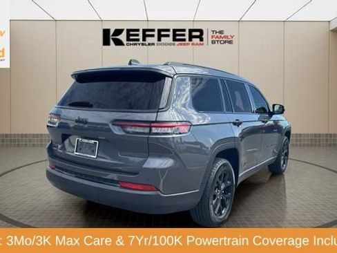Certified 2024 Jeep Grand Cherokee L Laredo AWD/4WD image 9