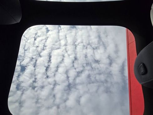 Used 2023 Mercedes-Benz GLB 250 image 30