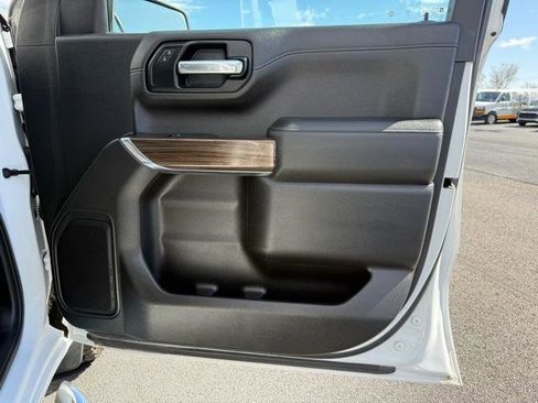 Used 2019 Chevrolet Silverado 1500 LT w/ All-Star Edition image 37