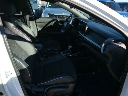 Used 2023 Kia Forte GT-Line image 27