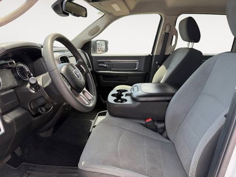 Used 2023 RAM 1500 Classic SLT w/ Electronics Group AWD/4WD image 9