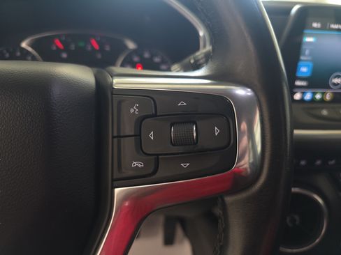 Used 2020 Chevrolet Blazer LT FWD image 16