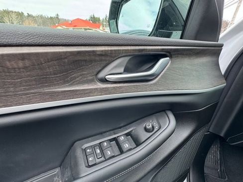 New 2026 Jeep Grand Cherokee Altitude image 47