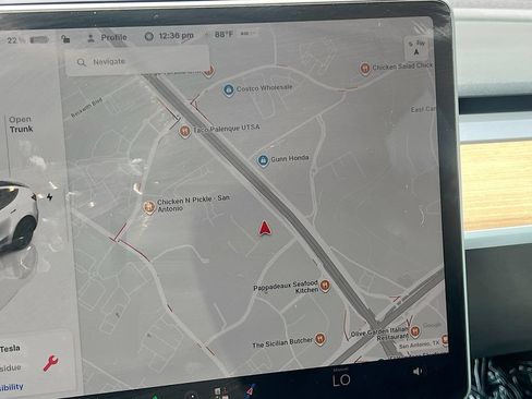 Used 2024 Tesla Model Y Long Range RWD image 13