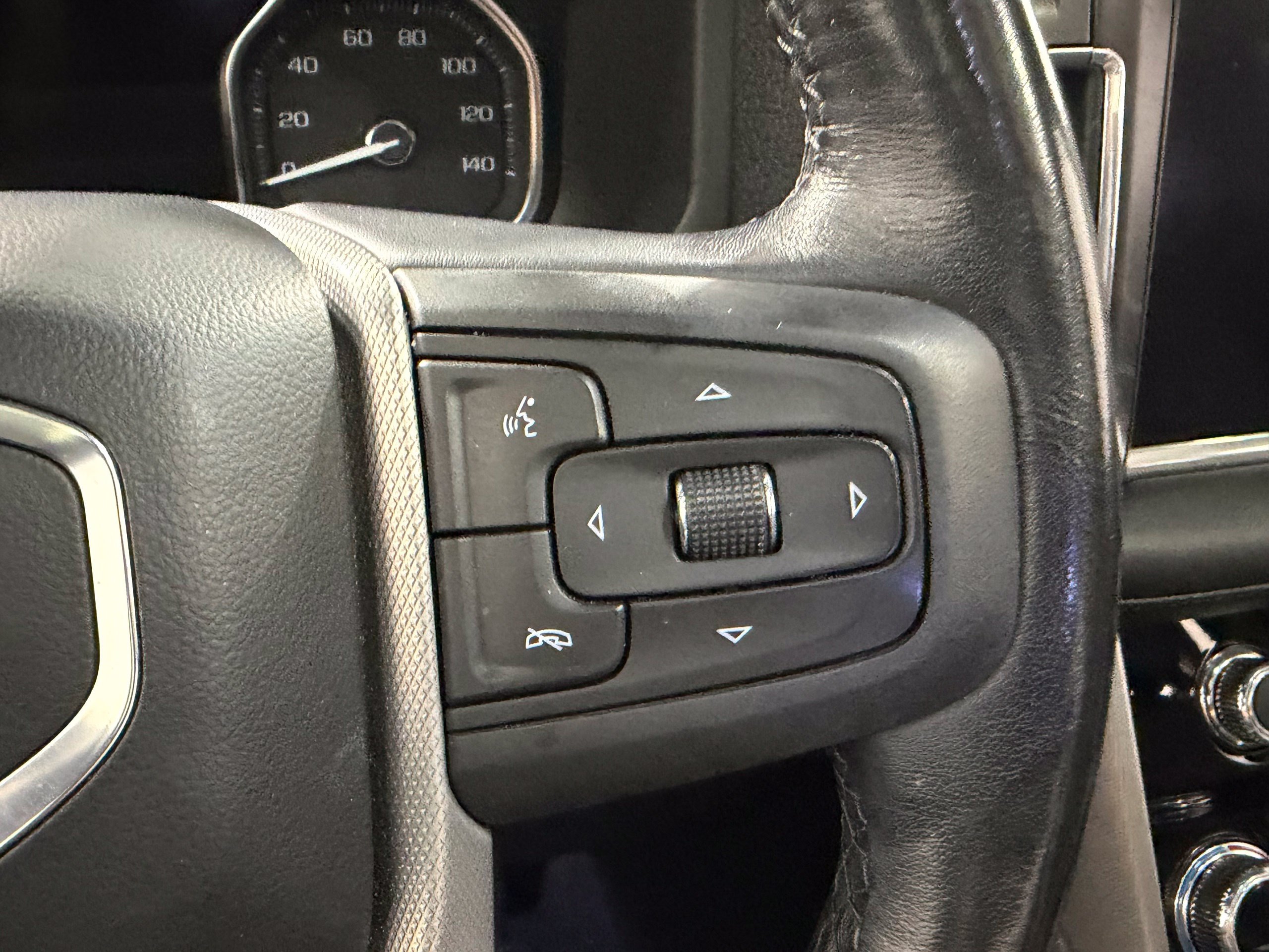 Used 2021 GMC Yukon Denali AWD/4WD image 49