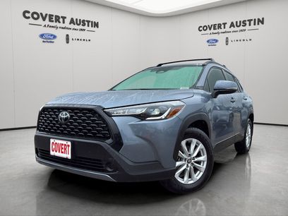 Used 2024 Toyota Corolla Cross LE w/ Moonroof Package