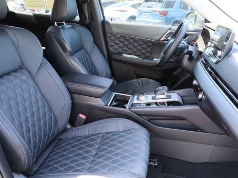 Used 2022 Mitsubishi Outlander SEL image 28