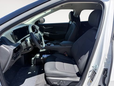 New 2026 Kia EV6 Light RWD image 10
