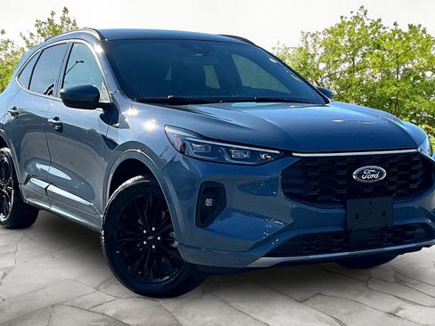 Used 2025 Ford Escape ST-Line Elite image 1