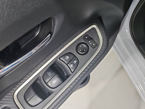 Certified 2025 Nissan Versa SR w/ Trunk Package FWD image 13