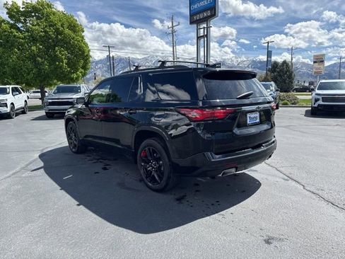 Used 2022 Chevrolet Traverse Premier w/ Redline Edition image 3