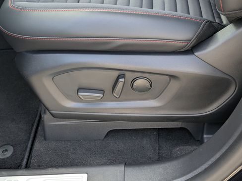 New 2026 Ford Explorer ST-Line image 18