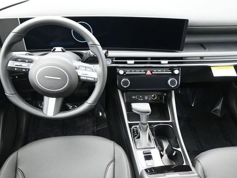New 2026 Hyundai Tucson SEL image 12