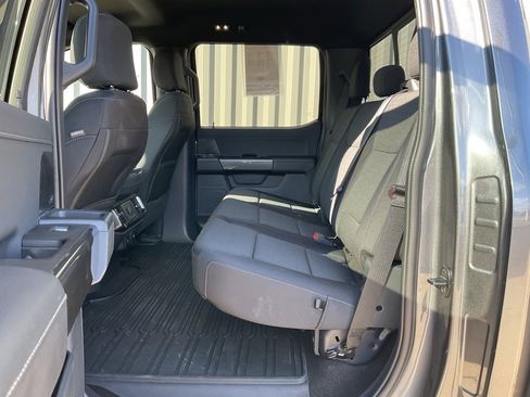 Used 2022 Ford F150 XLT w/ Equipment Group 302A High image 18