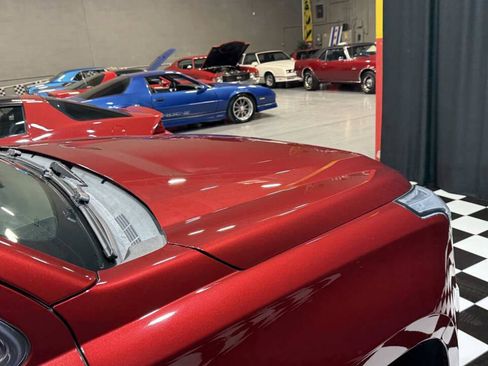 Used 2018 GMC Yukon SLE w/ HD Trailering Package image 68