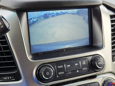Used 2020 Chevrolet Suburban LT AWD/4WD image 27