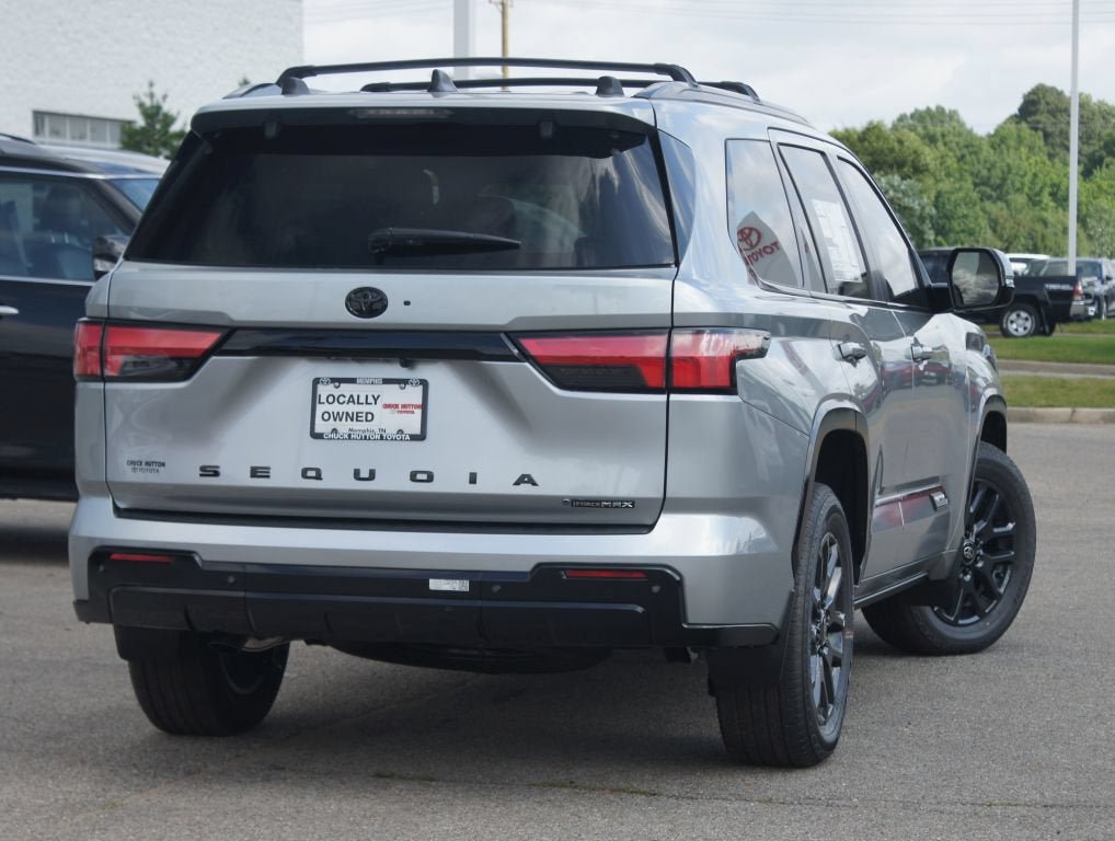 Used 2026 Toyota Sequoia Platinum w/ Tow Technology Package AWD/4WD image 33