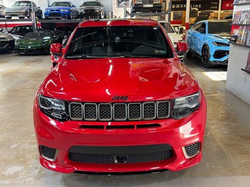 Used 2021 Jeep Grand Cherokee Trackhawk AWD/4WD image 3